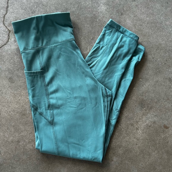 Aeropostale Air Softspun Ultra High-Rise Curvy Pocket Leggings - Picture 5 of 6